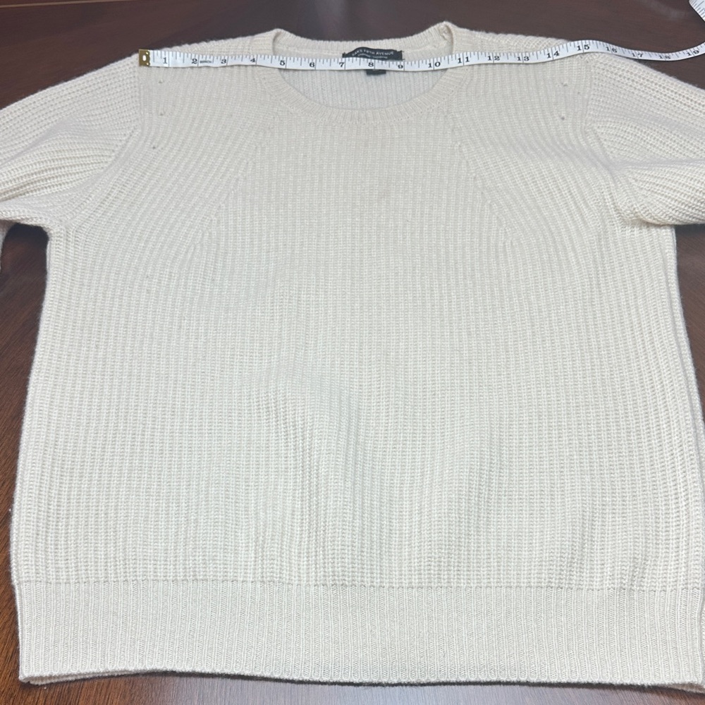 Saks Fifth Avenue Cashmere Cream Knit Sweater | Luxe Soft Classic Size M - Picture 8 of 8